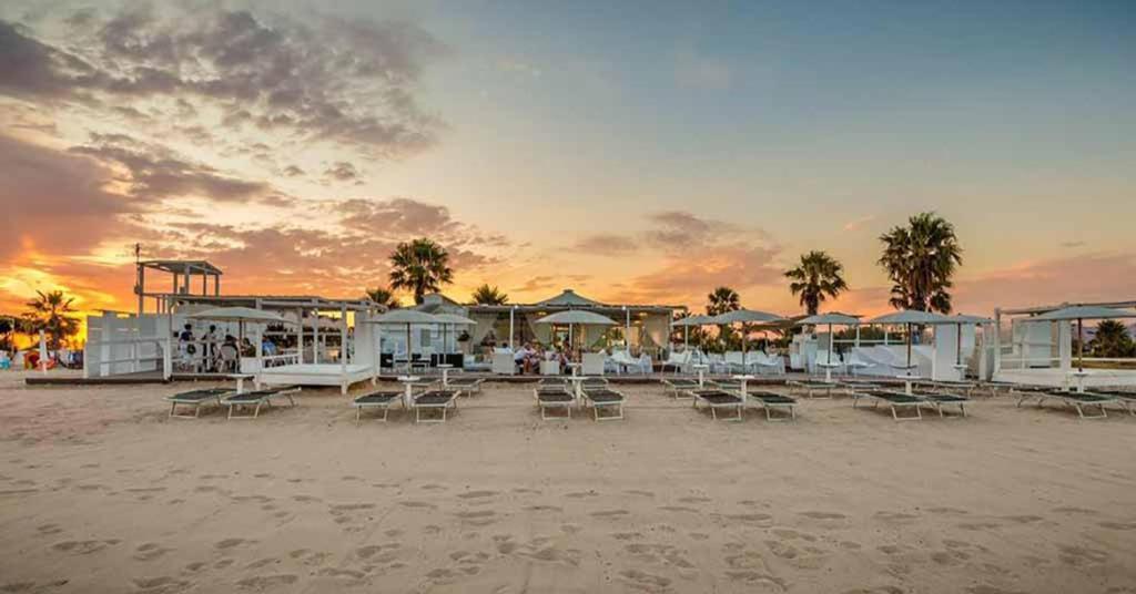 קליארי ### Appartamenti Sulla Spiaggia Al Poetto ### מראה חיצוני תמונה