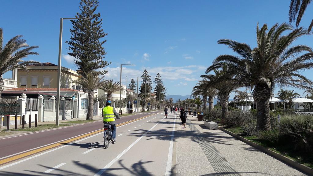 קליארי ### Appartamenti Sulla Spiaggia Al Poetto ### מראה חיצוני תמונה